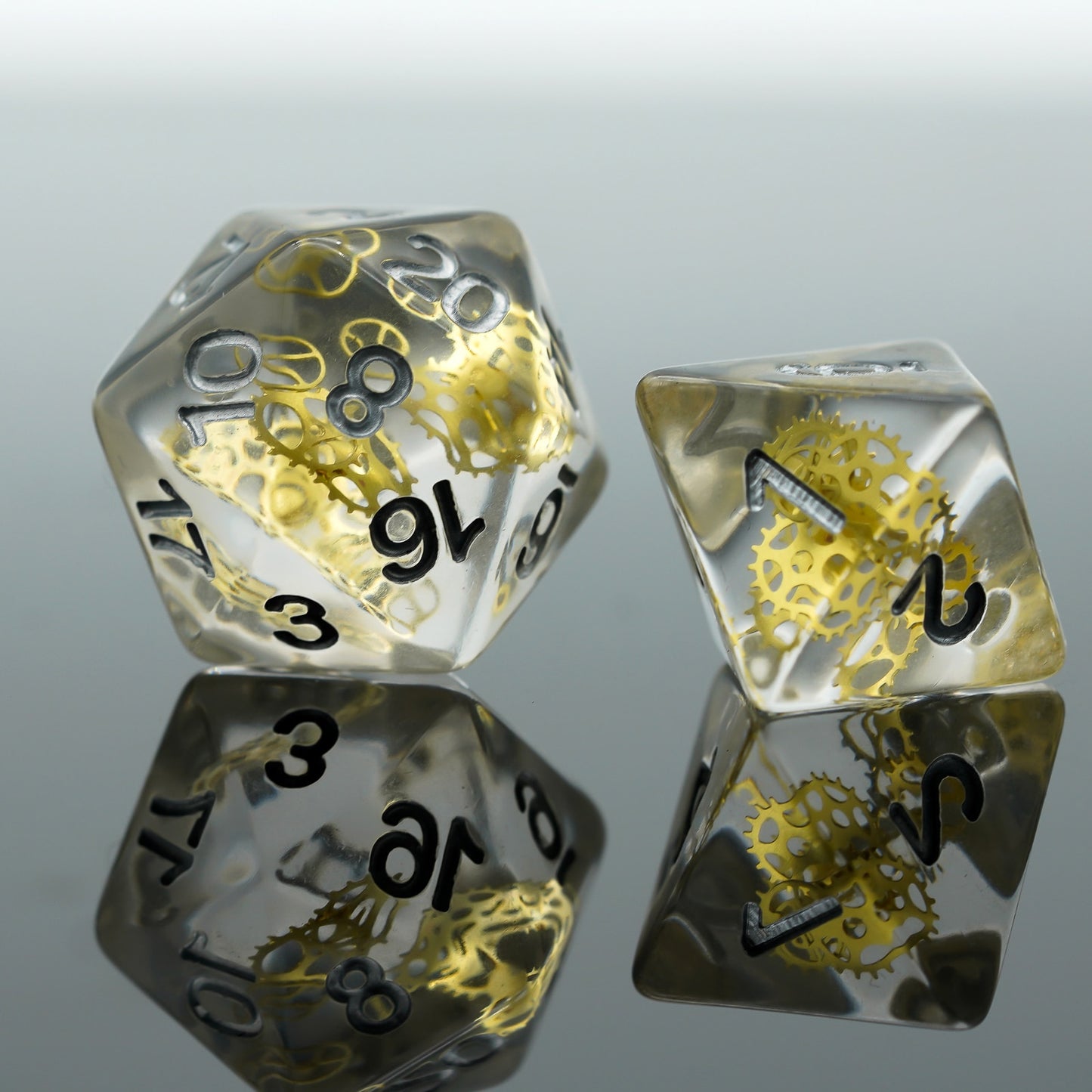 Embedded Gears Dice Set - Omega Roll