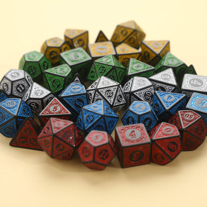 Elegant Carved Pattern Dice Set