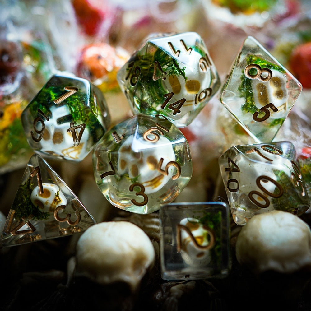 Embedded Skulls Dice Set - Omega Roll